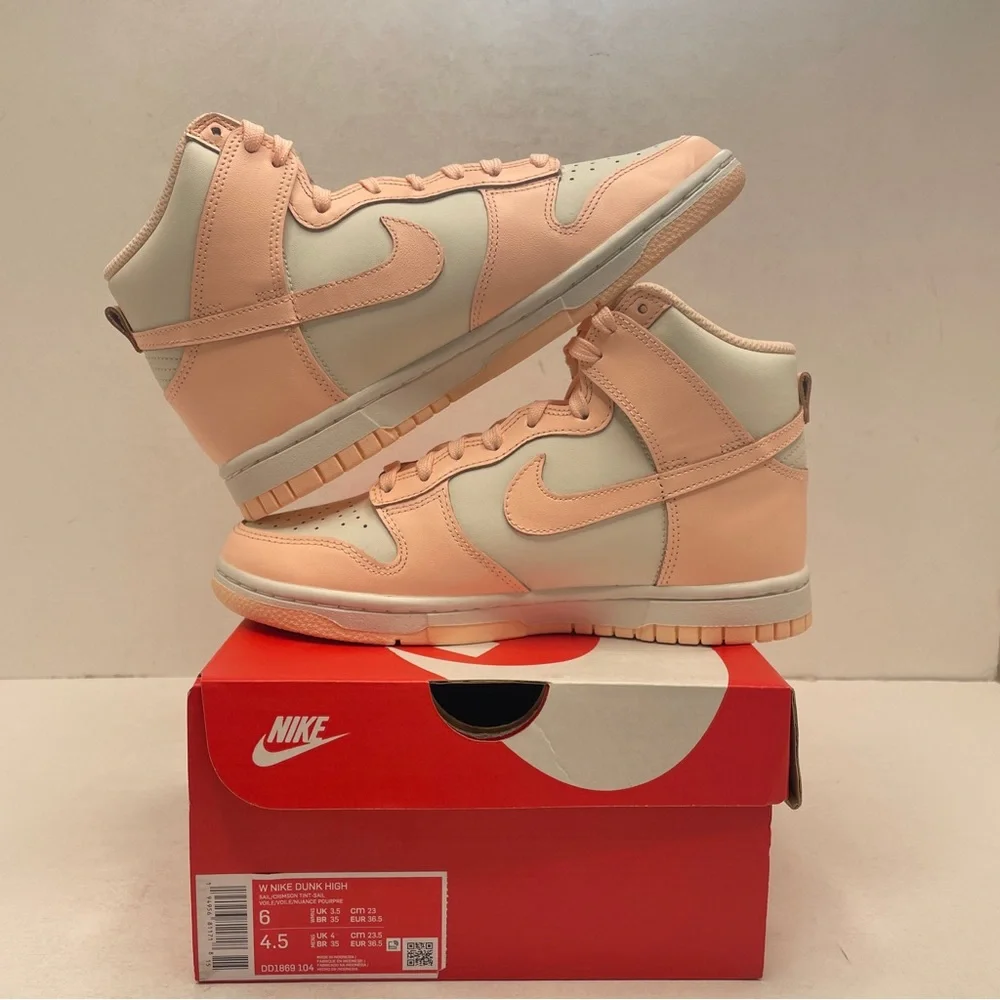 Nike Dunk High WMNS “Crimson Tint” 2022 - Picture 3 of 4